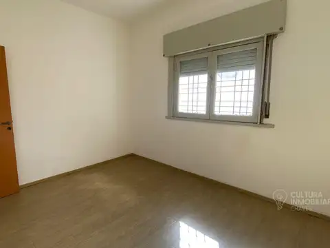 Depto Tipo Casa en Venta con 2 cocheras