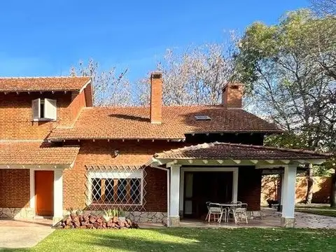 Casa - Venta - Argentina, Berazategui - Calle 310 996