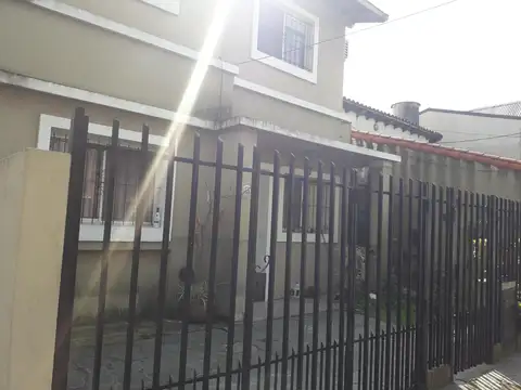 Casa 5 Ambientes - Ituzaingó Norte APTA CREDITO