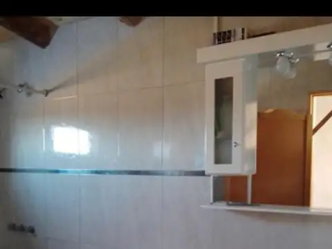 Casa en venta - 2 Dormitorios 3 Baños - 60.250Mts2 - San Rafael, Mendoza