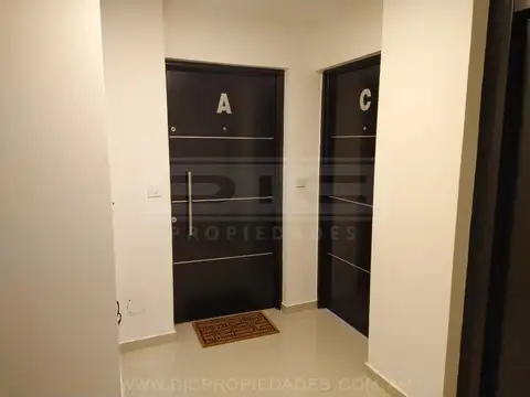 Boulevard Saenz Peña al 1100