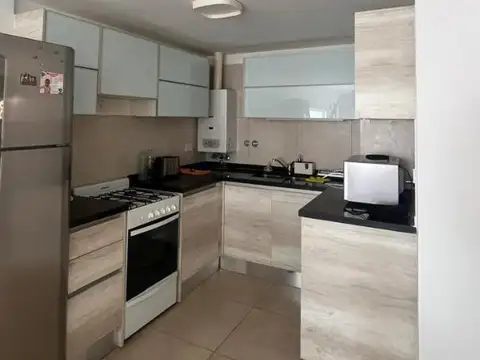 Enorme depto 1 dorm. con cochera.