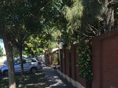 Casa en Venta en Moron Sur, USD 230.000