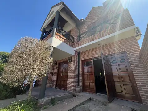 Casa en venta en Plátanos. Precioso Chalet