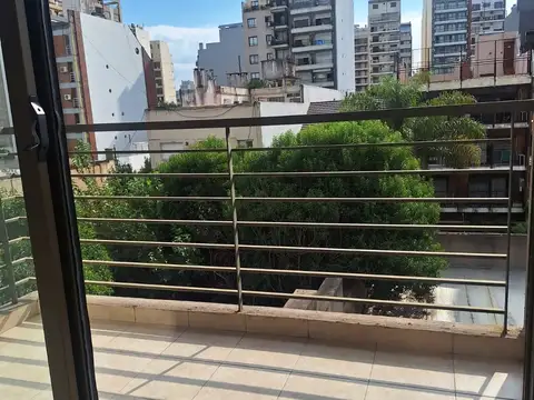Departamento en Alquiler en Flores Norte, $ 450.000