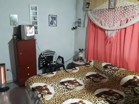 CASA EN VENTA CLAYPOLE