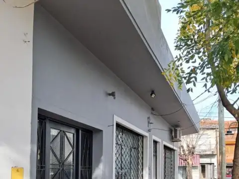 VENTA EN BLOCK 4 LOCALES + TERRAZA