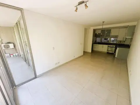 Departamento en Alquiler en Colegiales, USD 1.200