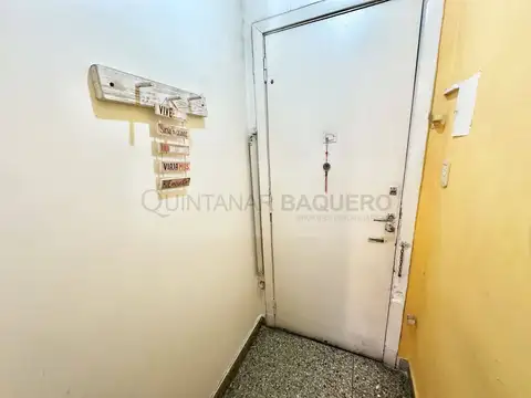 Av. Jose Maria Moreno 300, Piso 1