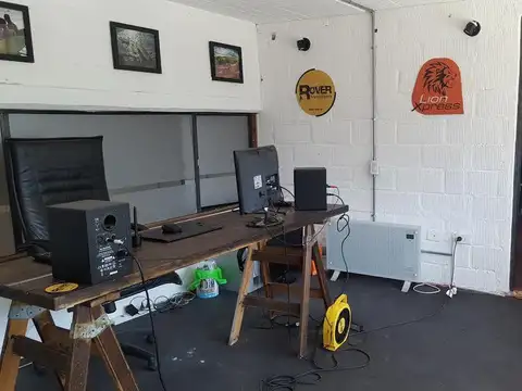 Galpón en venta en Olivos