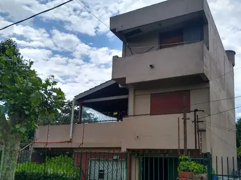 casa en venta con 2 departamentos apta credito