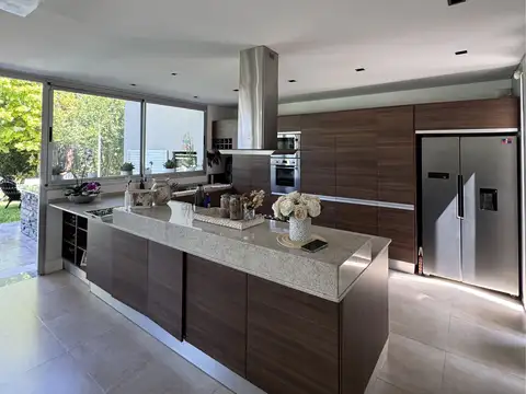 Casa en venta en Miraflores