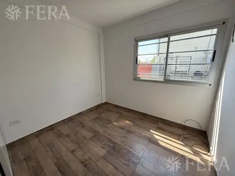 Venta de departamento 2 ambientes con balcón en Sarandi