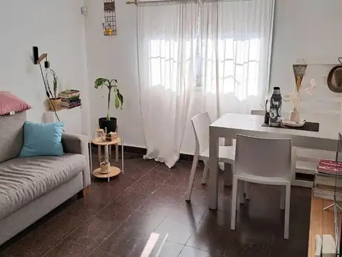 Depto Tipo Casa en Venta de 1 dormitorio