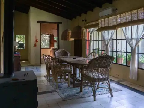 Casa en Venta en Abasto, USD 190.000