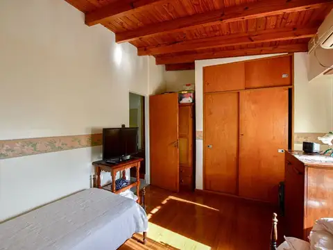 Depto Tipo Casa 4 ambientes con 1 baño