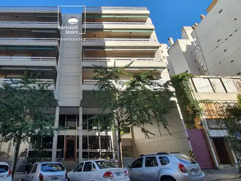 VENTA  o ALQUILER | 3 dorm. + cochera | 1° DE MAYO 961, 02-02