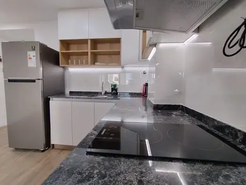 Carlos Gardel 3100, Piso 5