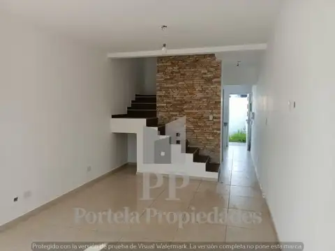 Depto Tipo Casa en Venta con 1 cocheras