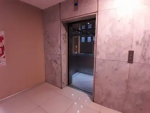 Oficina Monoambiente con 2 baños