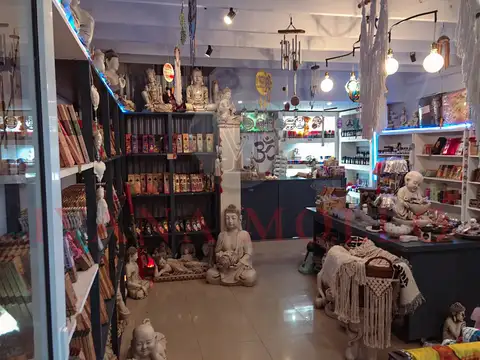 LOCAL EN VENTA - PASEO "EL AGORA" PINAMAR - LOC. 20