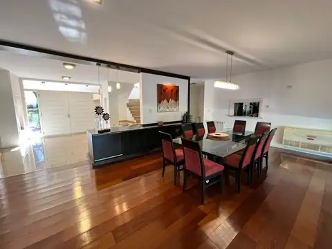 Casa en Venta de 5 dormitorios