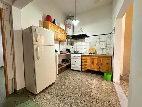 Casa de 3 ambientes con patio + Deposito