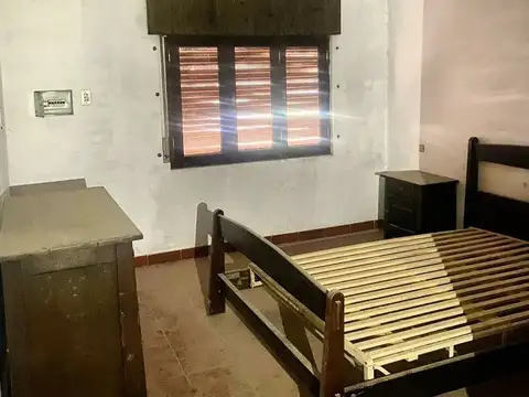 Casa 2 ambientes con 1 baño