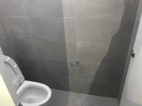 Oficina en Alquiler con 2 cocheras