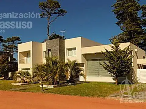 Casa en Venta de 4 dormitorios