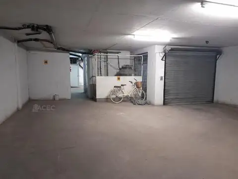 Ayacucho 1900 - Cochera Nº06