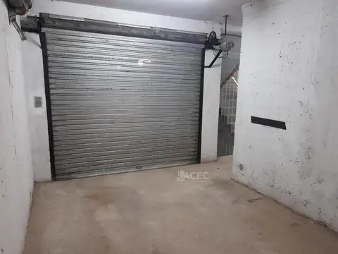 Ayacucho 1900 - Cochera Nº06