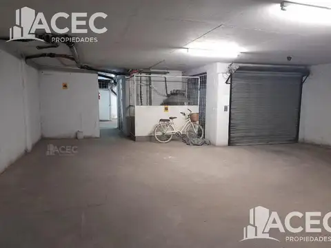 Ayacucho 1900 - Cochera Nº06