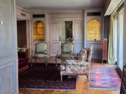 Departamento en Venta con 2 cocheras