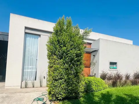 Casa  en Venta ubicado en San Alfonso, Pilar del Este, Pilar