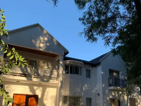 Casa en Venta de 8 dormitorios