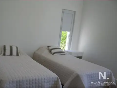 Casa de 3 dormitorios en La Barra, Montoya a cuadras del mar