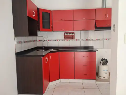 Casa en Alquiler en Maipu, $ 350.000