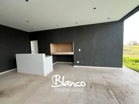 Santa lucía, Pilar de Este -