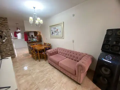 Depto Tipo Casa en Venta 18 años