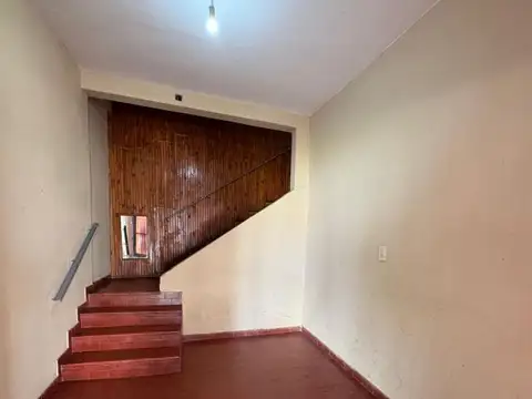 Depto Tipo Casa en Alquiler de 3 ambientes
