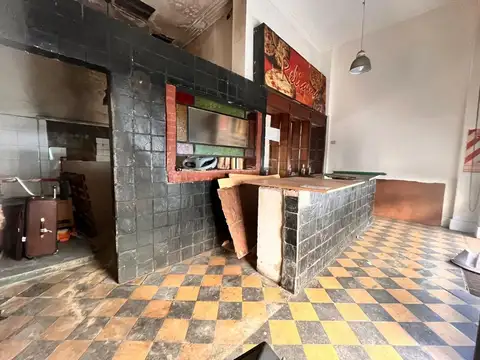 Local en Venta 65 años