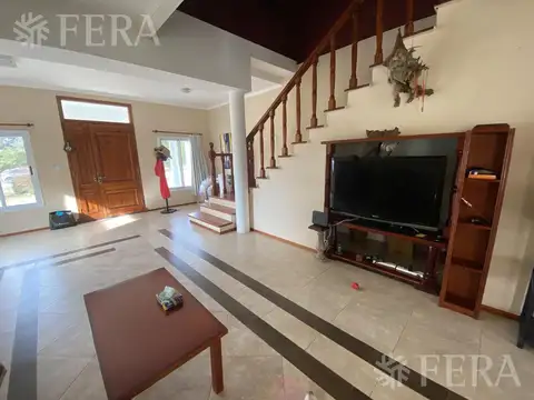 Casa en Venta en Coronel Brandsen, USD 350.000