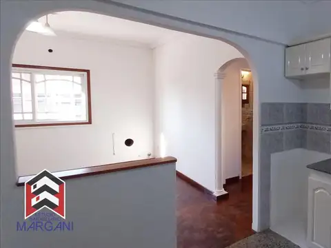 Av. San Martin 3756 , Piso 2