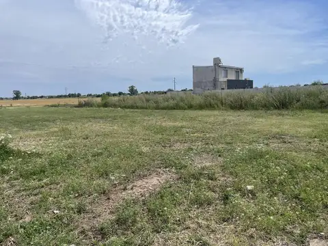 Terreno en Venta en Capitan Bermudez, USD 18.000