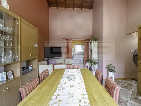 Depto Tipo Casa en Venta en Boulogne, USD 140.000