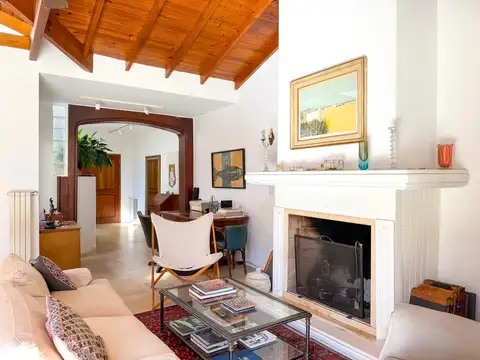 Casa 6 ambientes con 3 baños