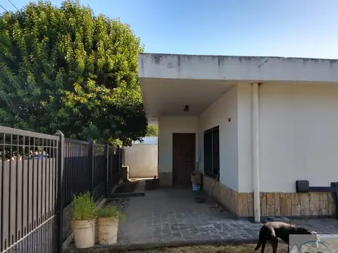 Casa americana sobre 600 m2 Gutierrez