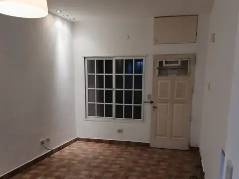 Departamento en Alquiler en Carapachay, $ 500.000