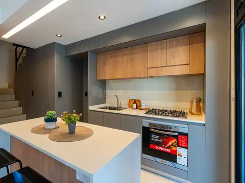 Venta 4 Dormitorios Parrilla Pileta Wilde 400